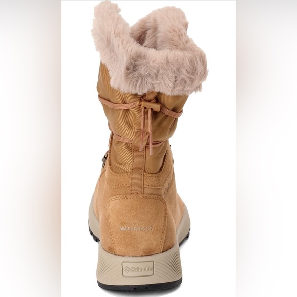 Columbia • NWT • Women’s Slopeside Village Omni-Heat Hi Snow Boot • 6.5 - Picture 2 of 8